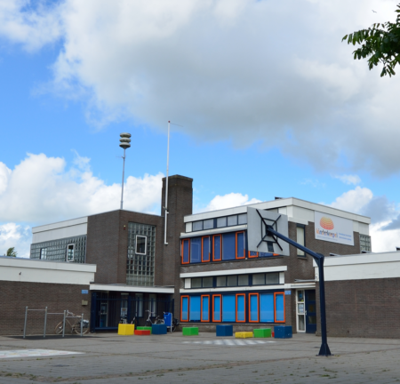 Gymzaal Menno van Coehoorn